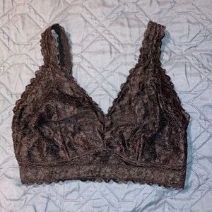 Parfait Black lace lined bra with adjustable straps